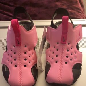NEW! Nike Sunday Protect 2 Sandals Sz 10c